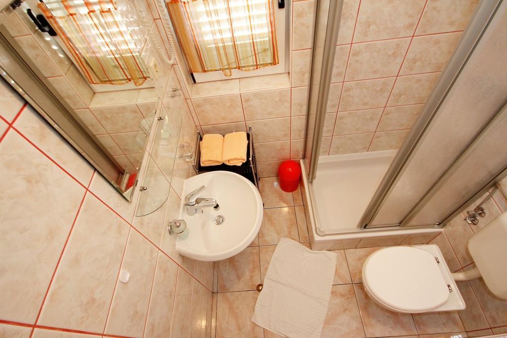 Apartment Vucic Макарска Стая снимка