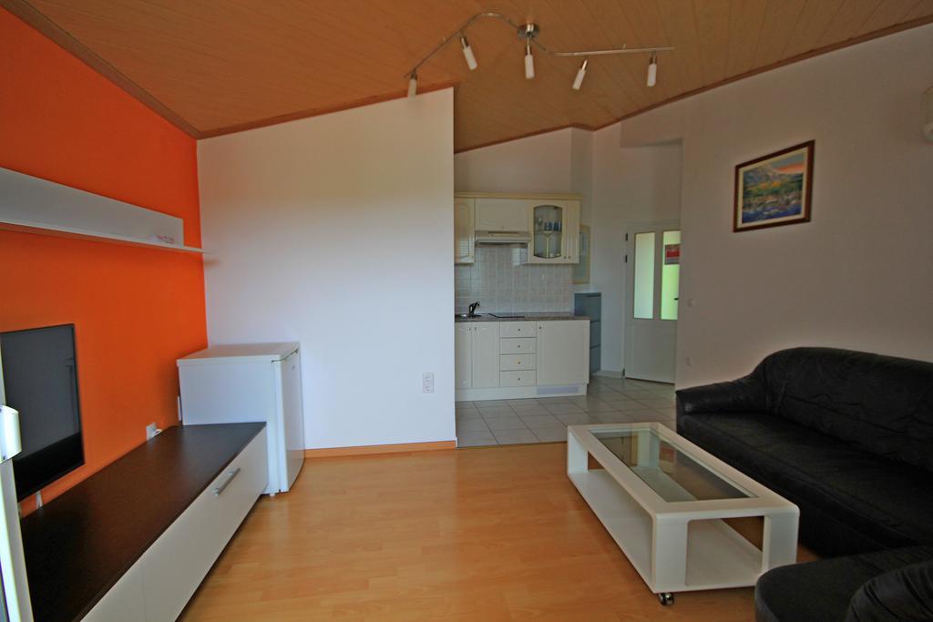 Apartment Vucic Макарска Екстериор снимка